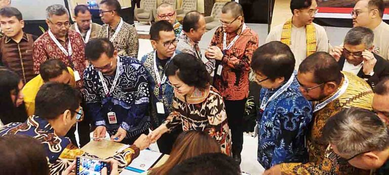 Rektor unima 1