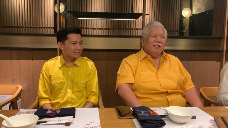 Siang Nanti, Manado Bakal Macet: Ribuan Simpatisan dan Pendukung Militan Jemput Paslon Cawalkot Imba-Ivan di Bandara Sam Ratulangi